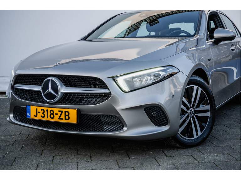 Mercedes-Benz Mercedes-Benz