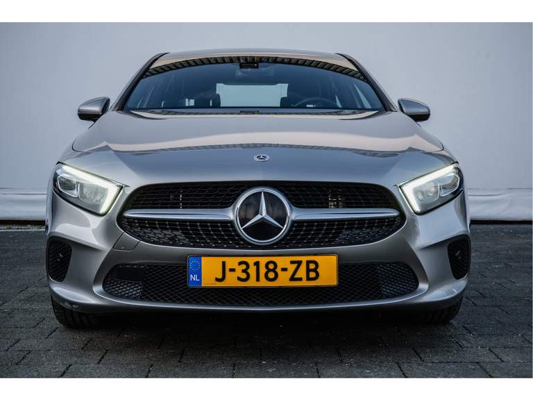 Mercedes-Benz Mercedes-Benz