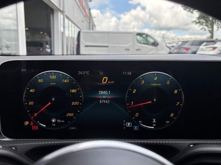 Mercedes-Benz Mercedes-Benz