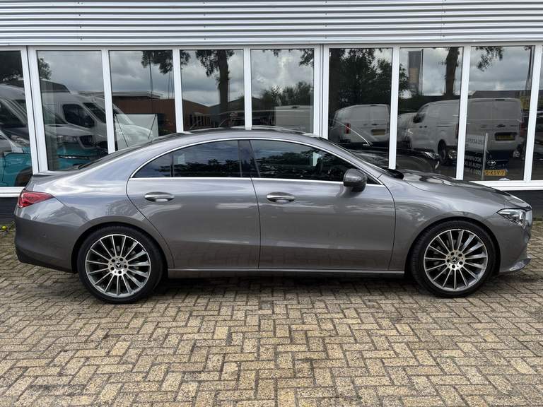 Mercedes-Benz Mercedes-Benz