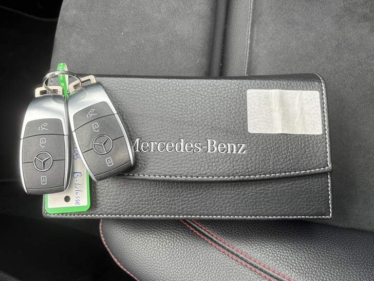 Mercedes-Benz Mercedes-Benz