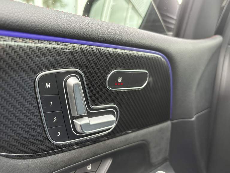 Mercedes-Benz Mercedes-Benz