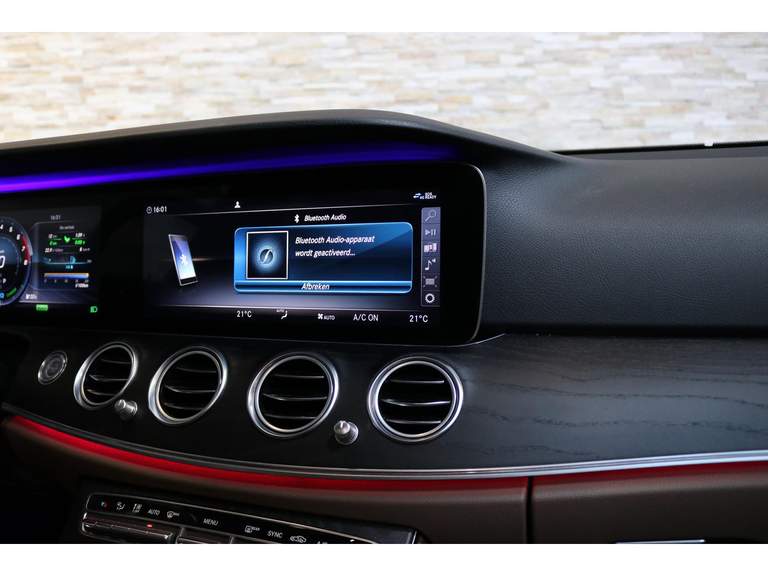 Mercedes-Benz Mercedes-Benz