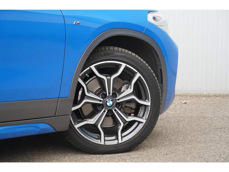 BMW BMW