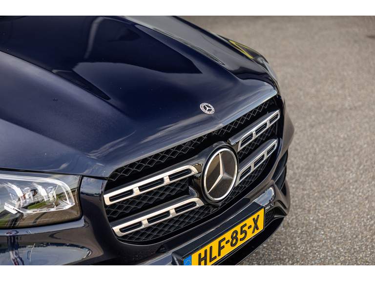 Mercedes-Benz Mercedes-Benz