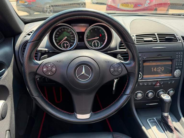 Mercedes-Benz Mercedes-Benz