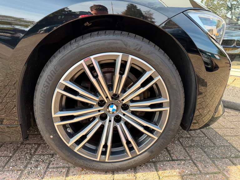BMW BMW