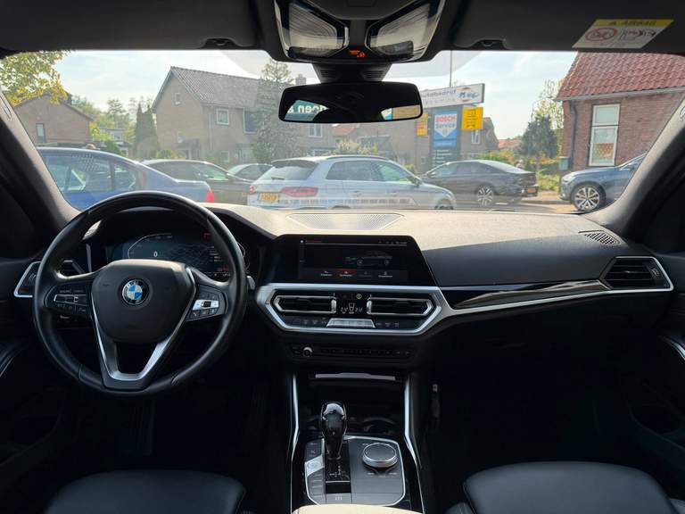 BMW BMW
