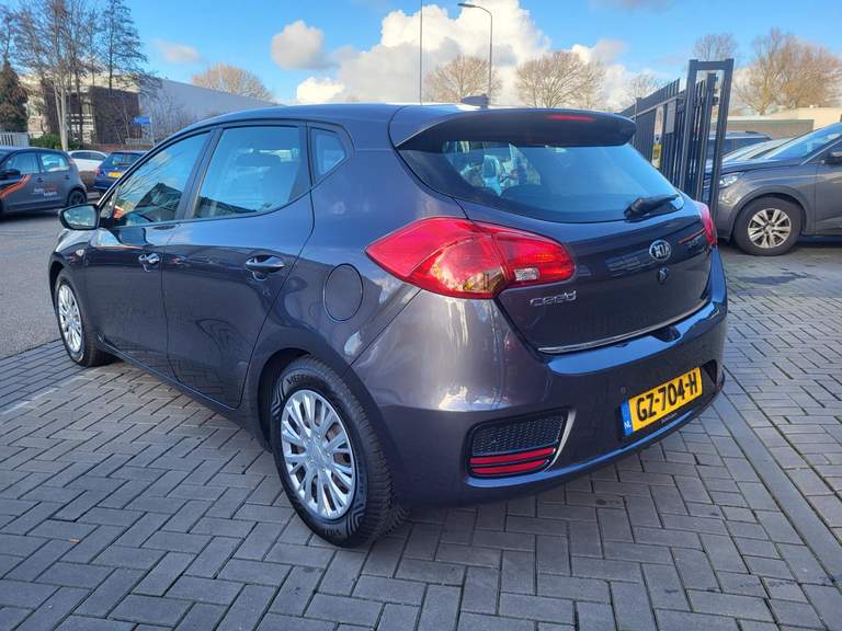 Kia Kia