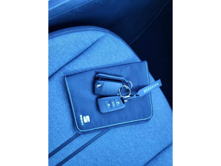 SEAT SEAT