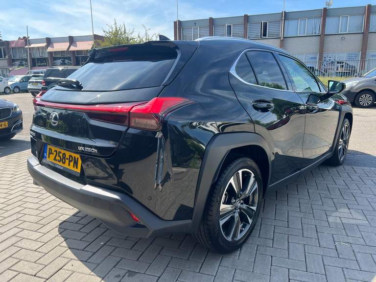 Lexus Lexus