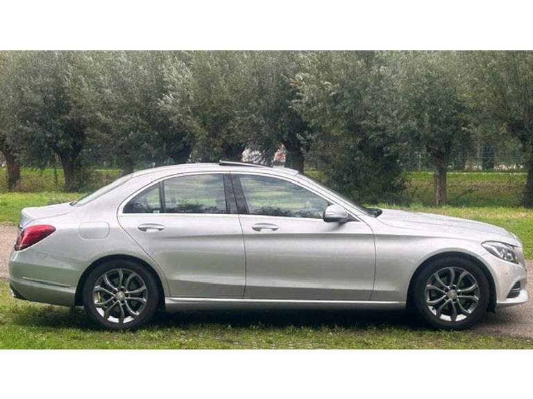 Mercedes-Benz Mercedes-Benz