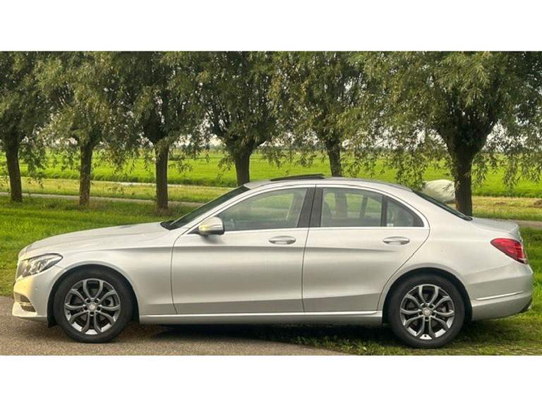 Mercedes-Benz Mercedes-Benz