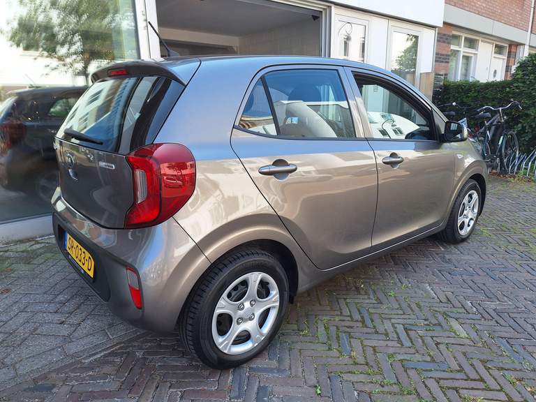 Kia