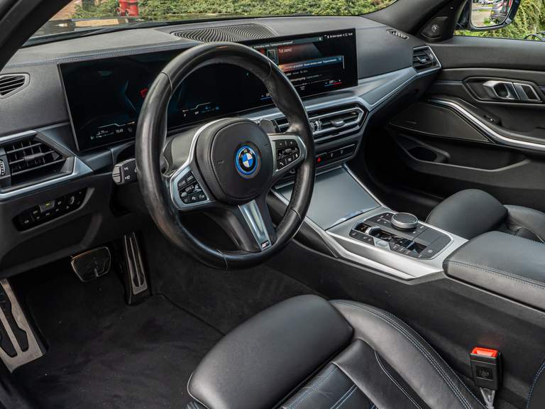 BMW BMW