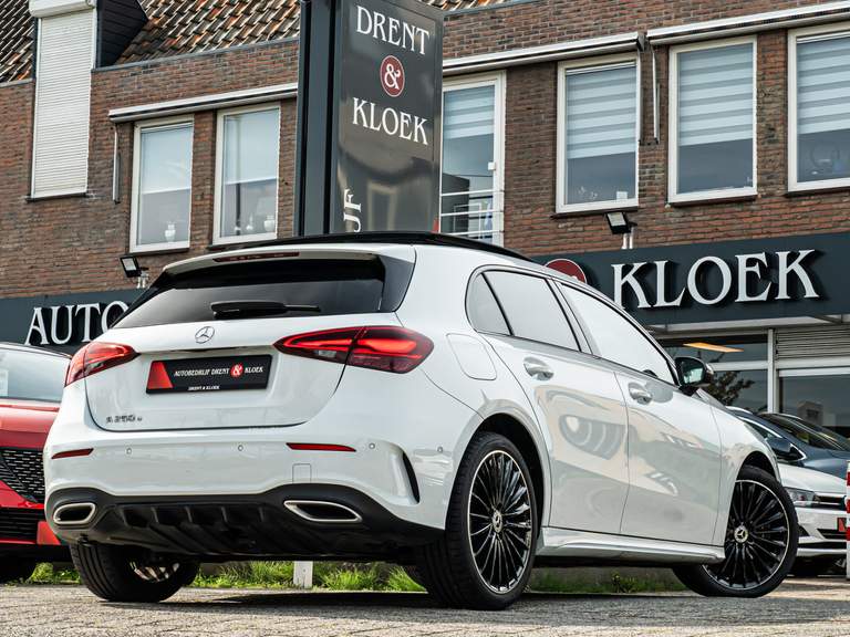 Mercedes-Benz Mercedes-Benz