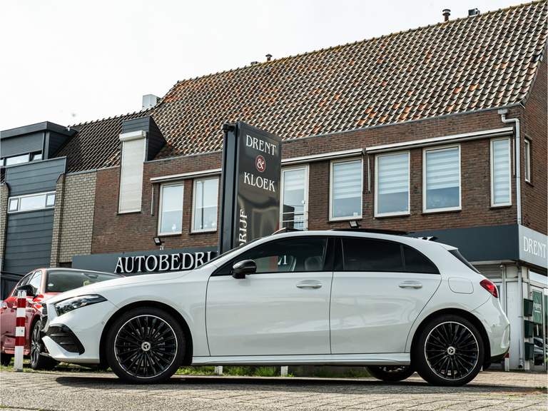 Mercedes-Benz Mercedes-Benz