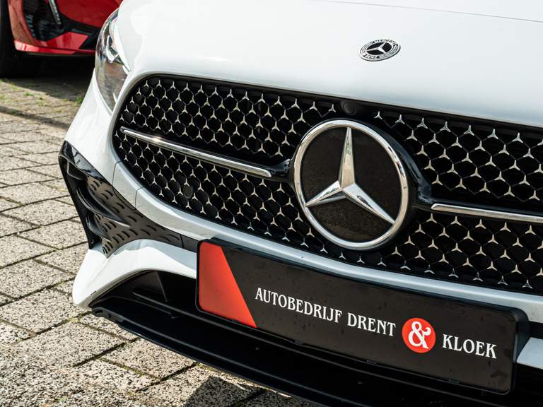 Mercedes-Benz Mercedes-Benz