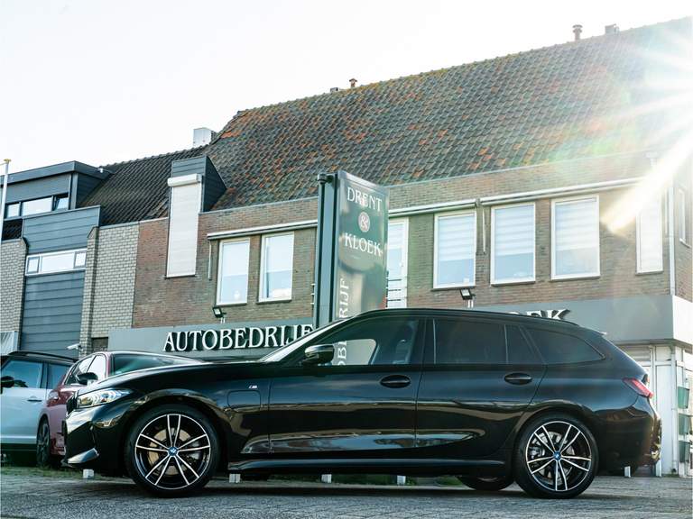 BMW BMW