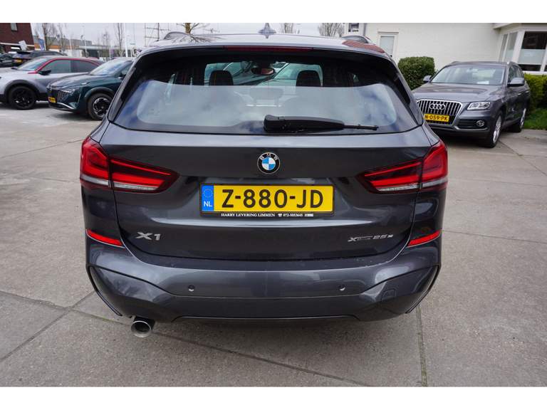 BMW BMW