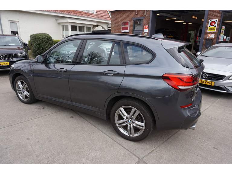 BMW BMW