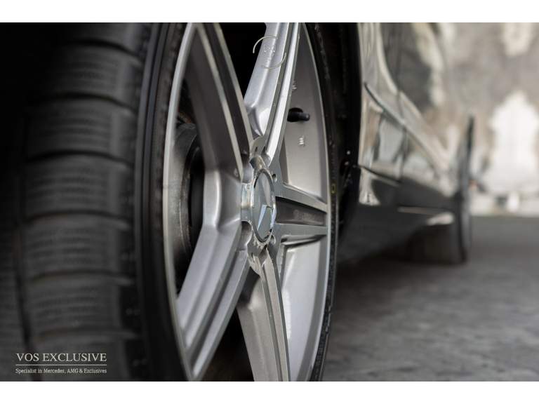 Mercedes-Benz Mercedes-Benz