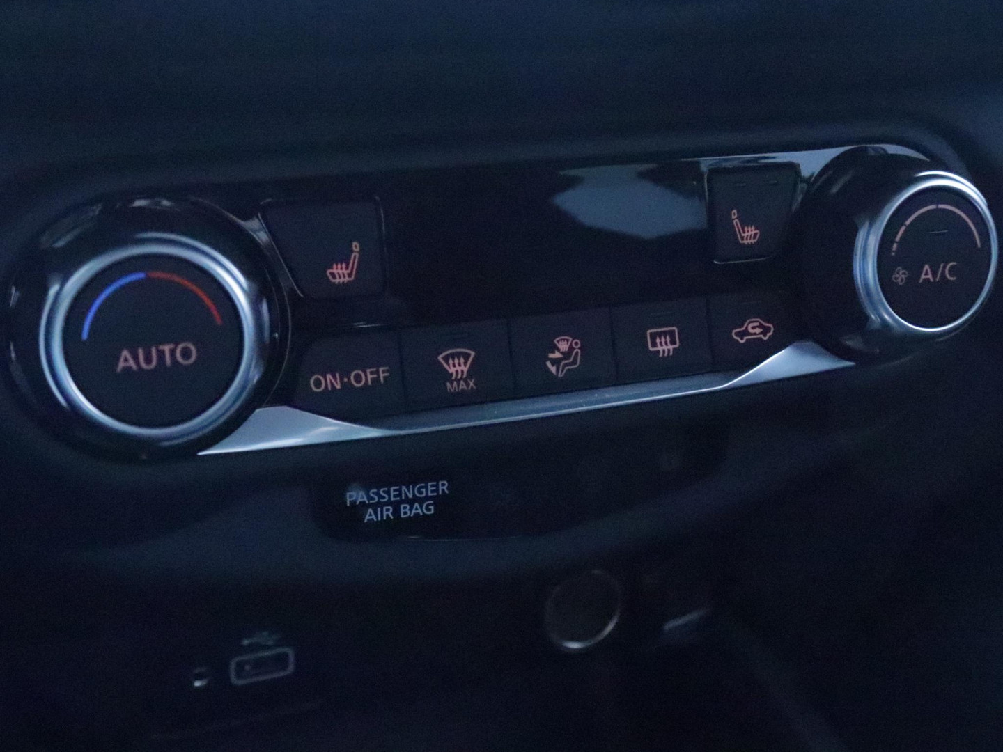 Nissan Nissan