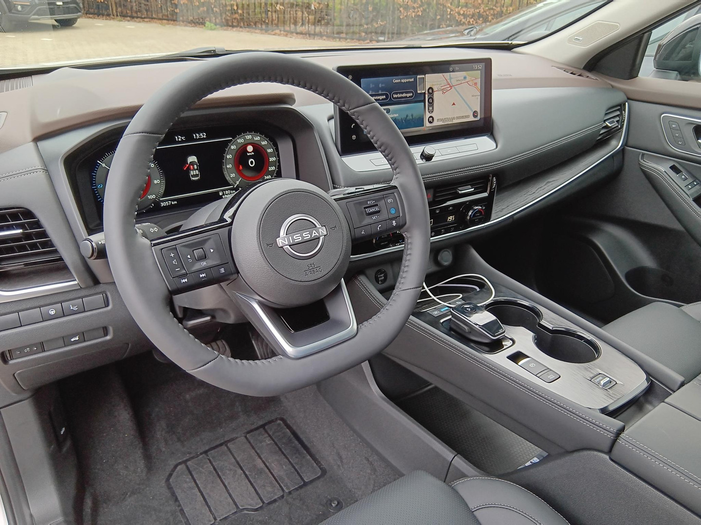 Nissan Nissan