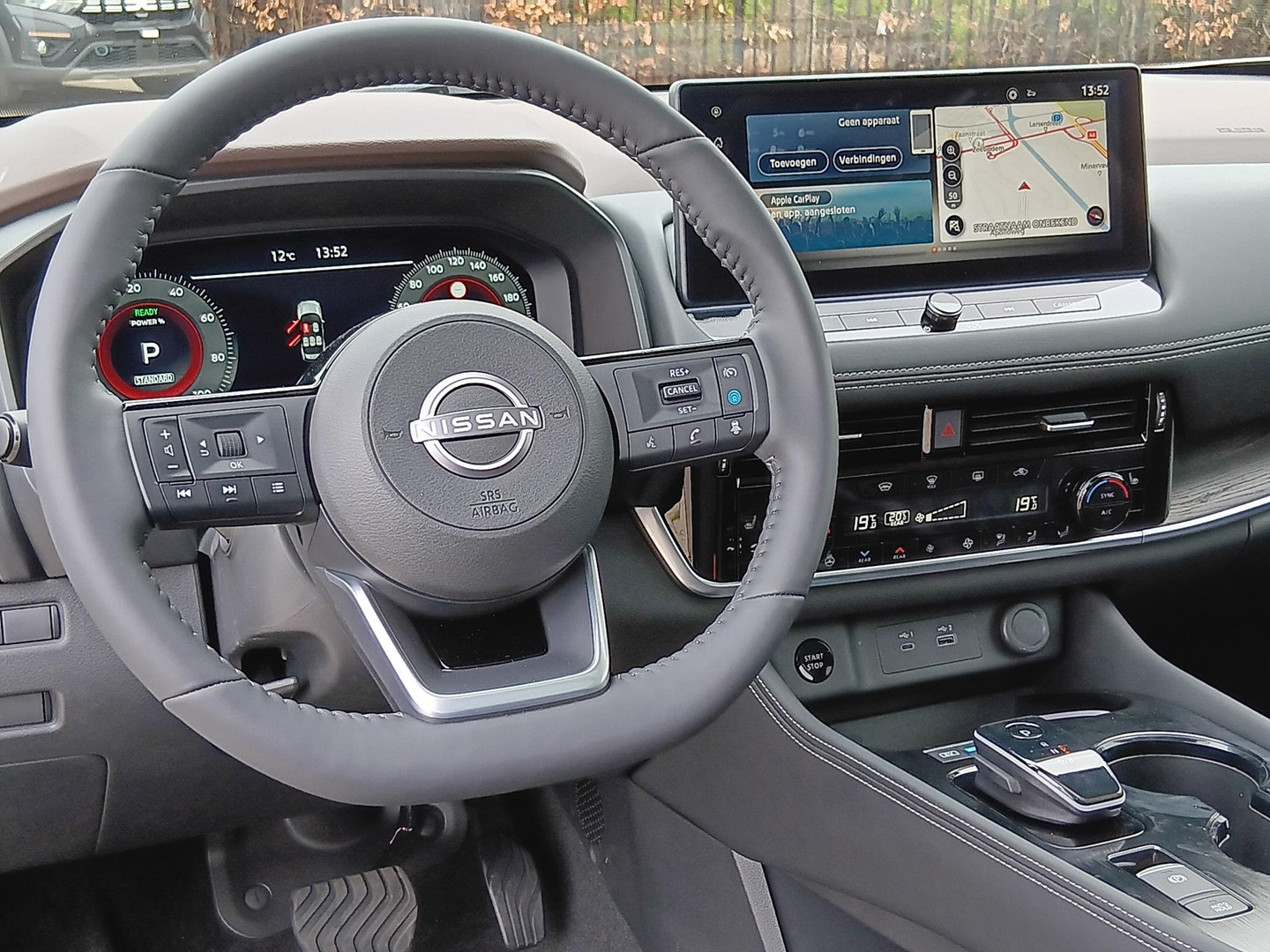 Nissan Nissan