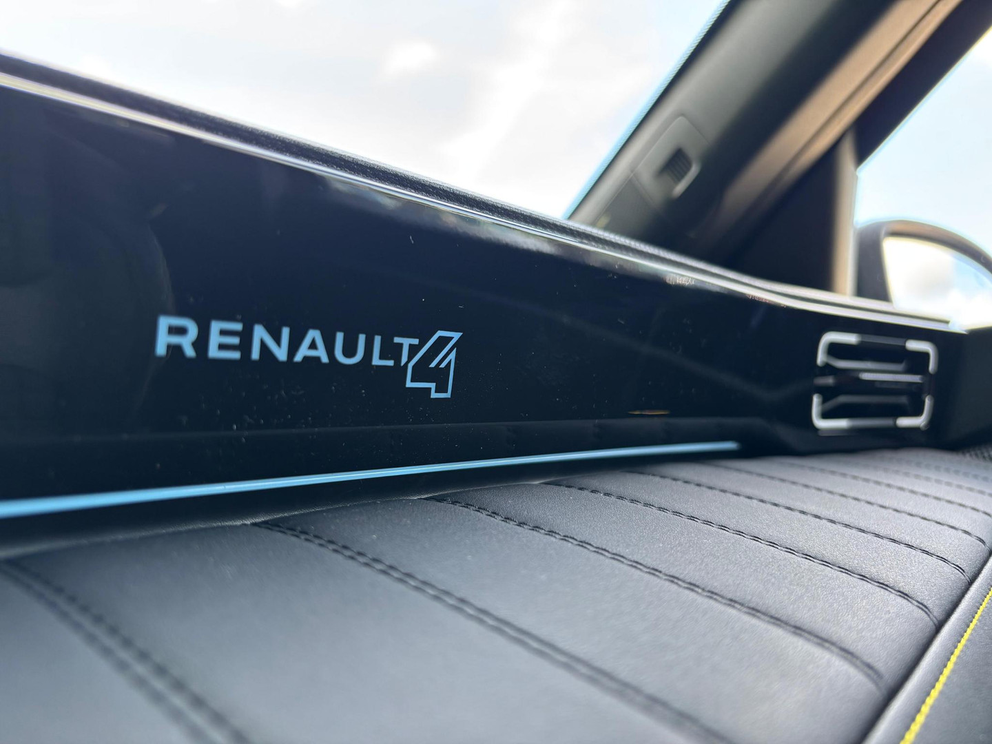 Renault Renault