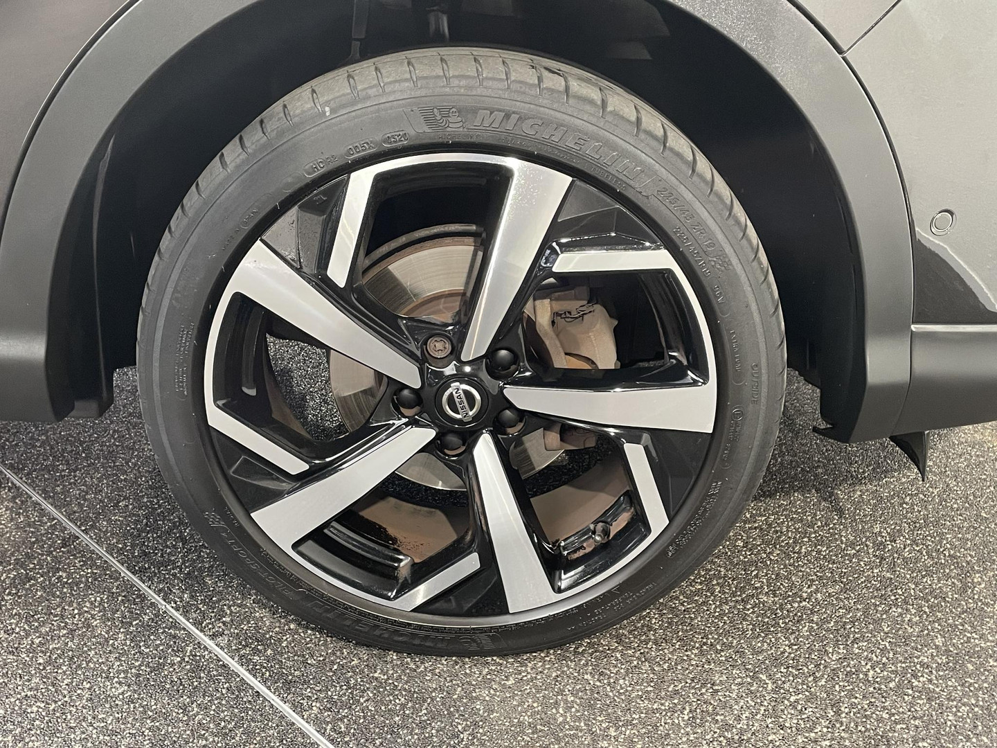 Nissan Nissan