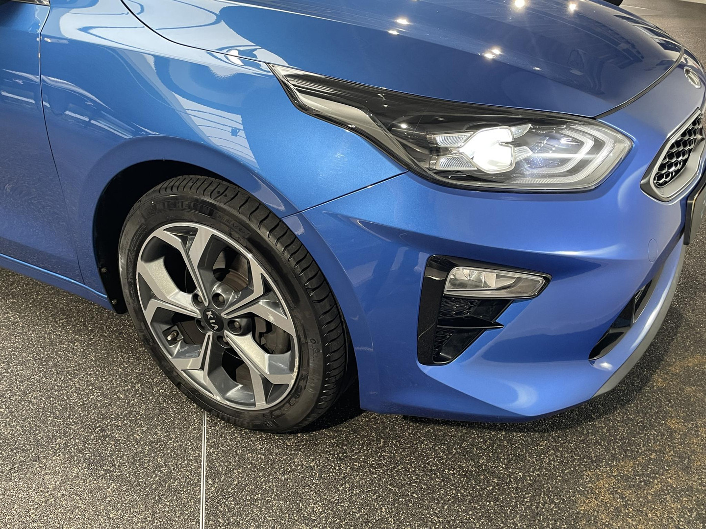 Kia