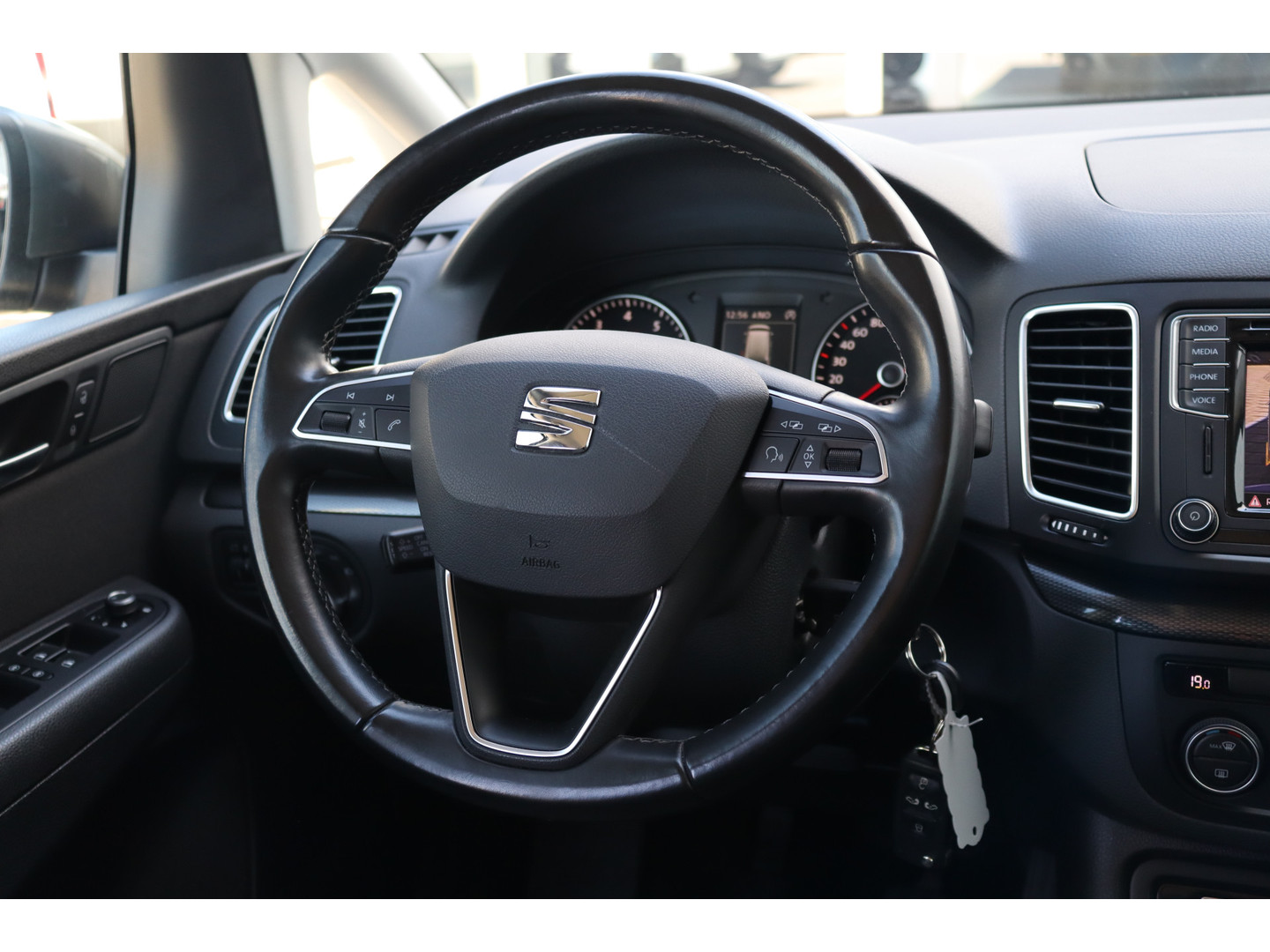 SEAT