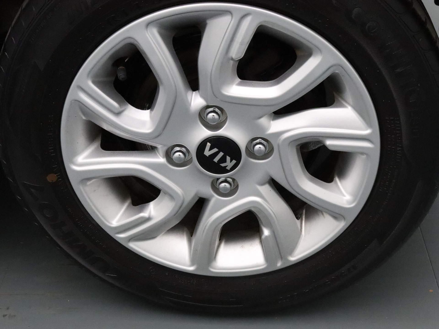 Kia