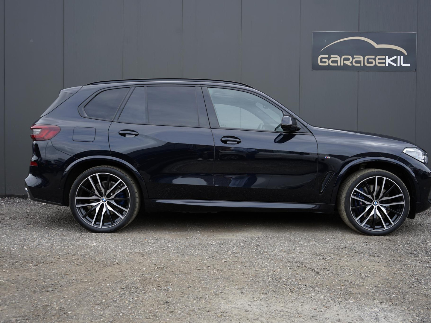 BMW
