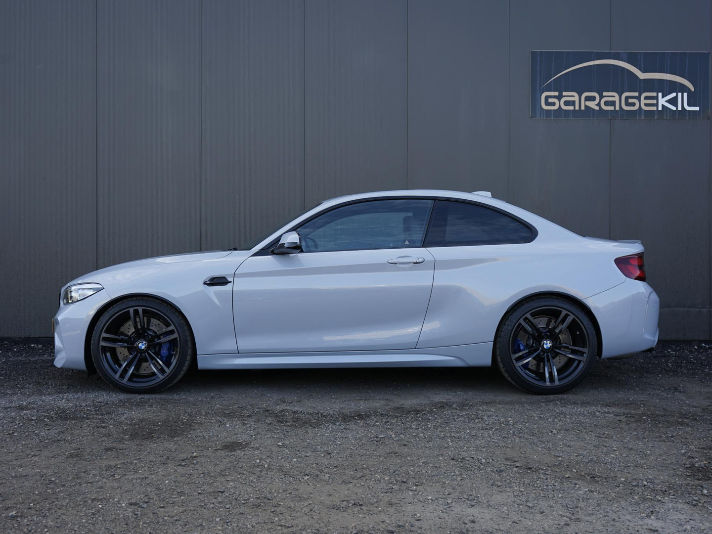 BMW