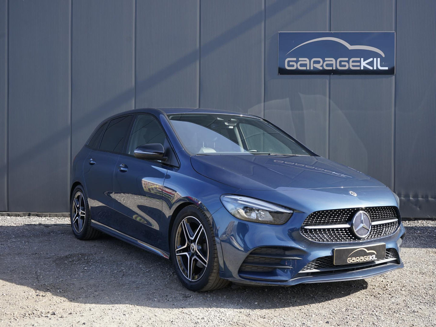 Mercedes-Benz