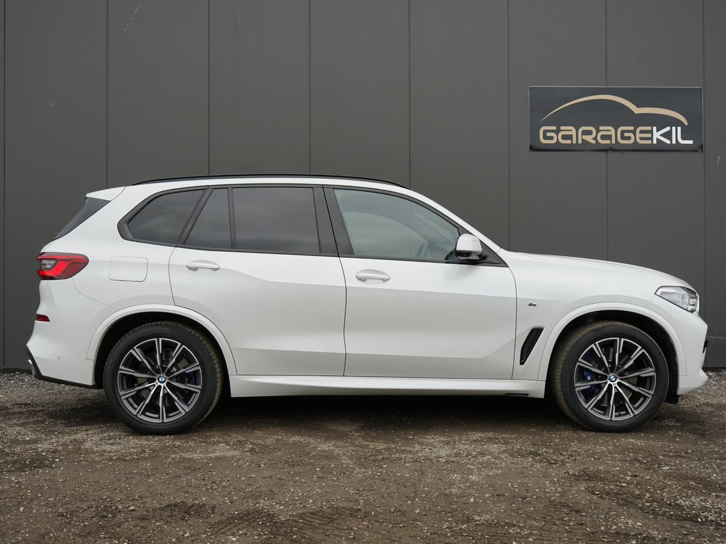 BMW