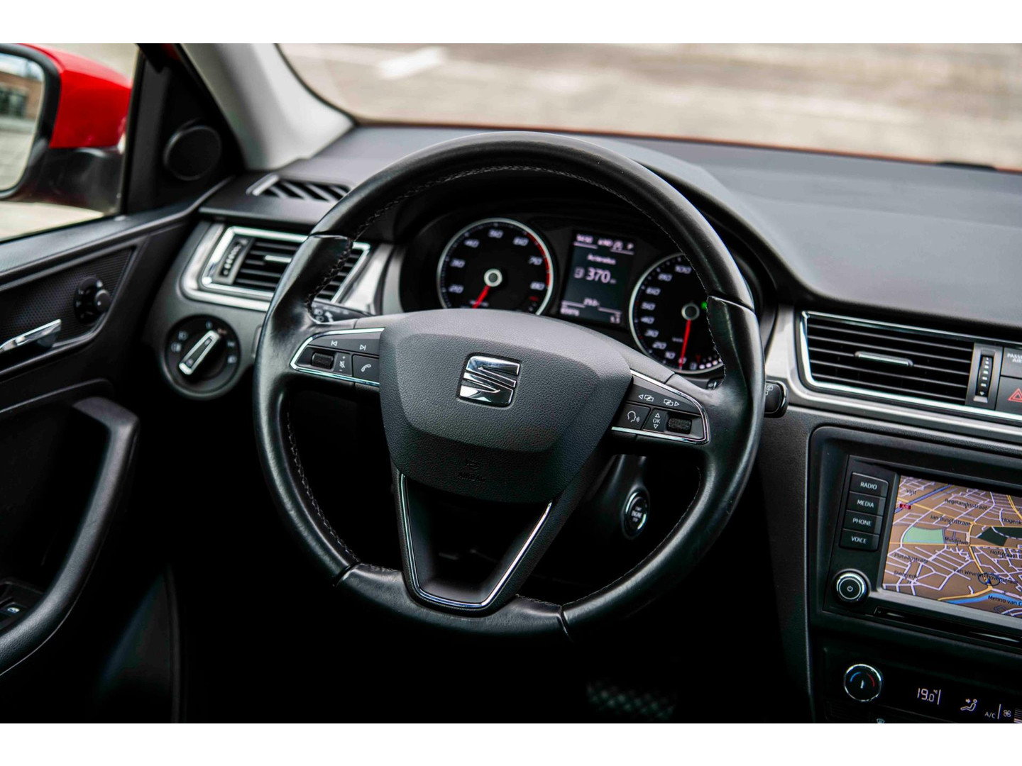 SEAT