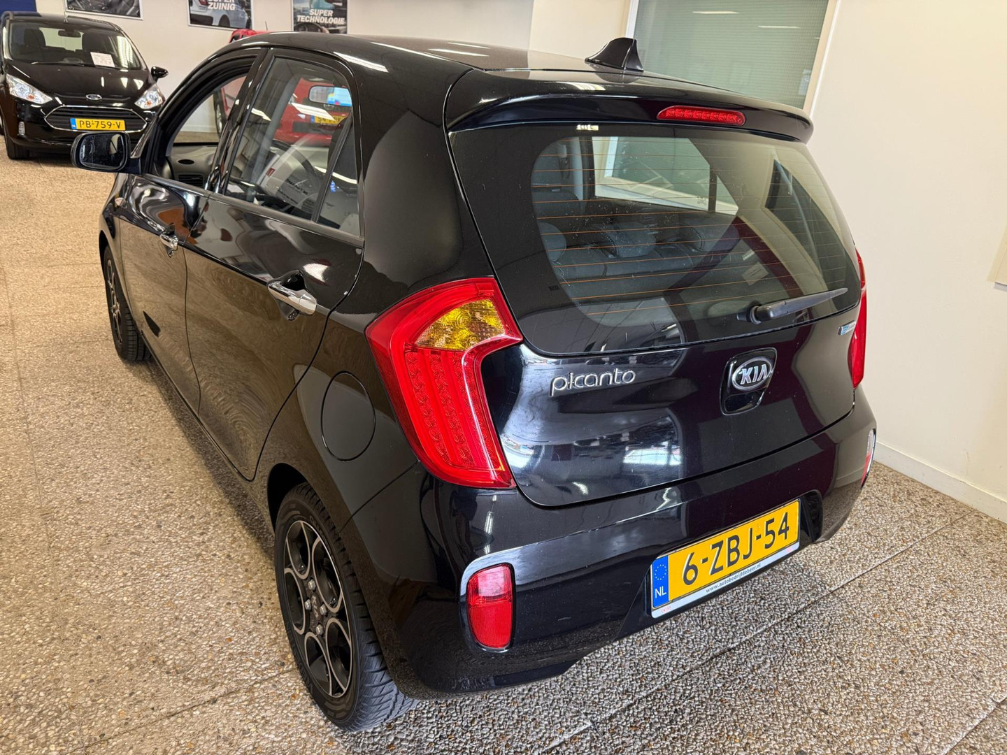 Kia