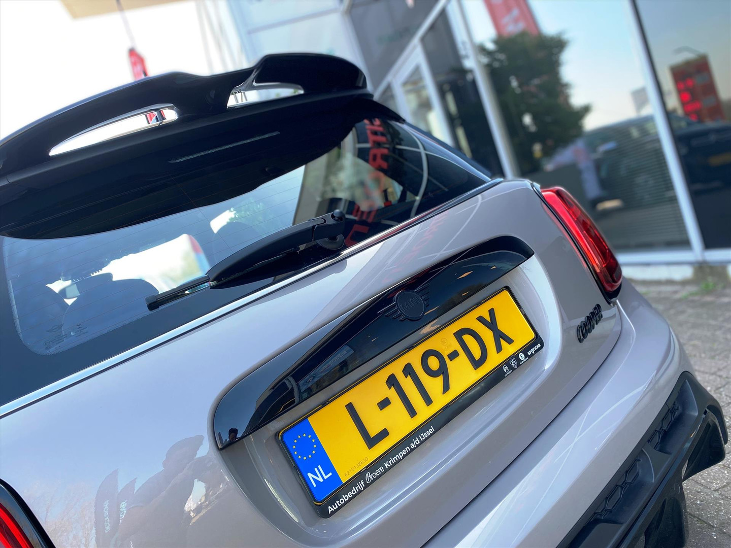 MINI