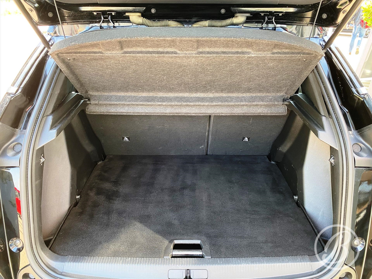Peugeot Peugeot