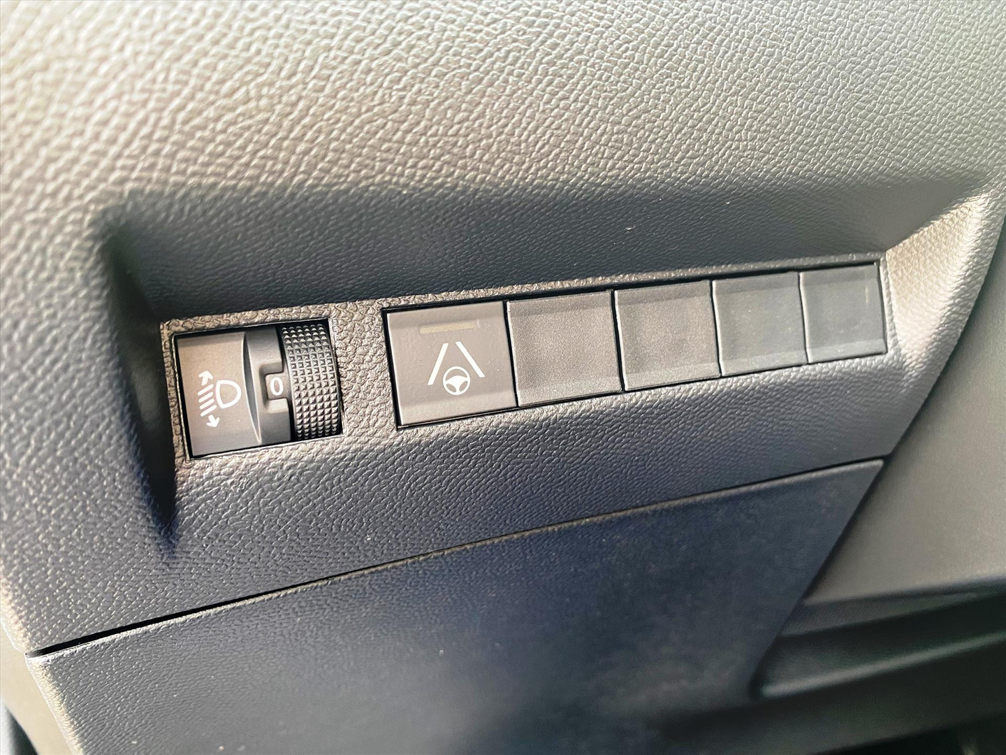 Peugeot Peugeot