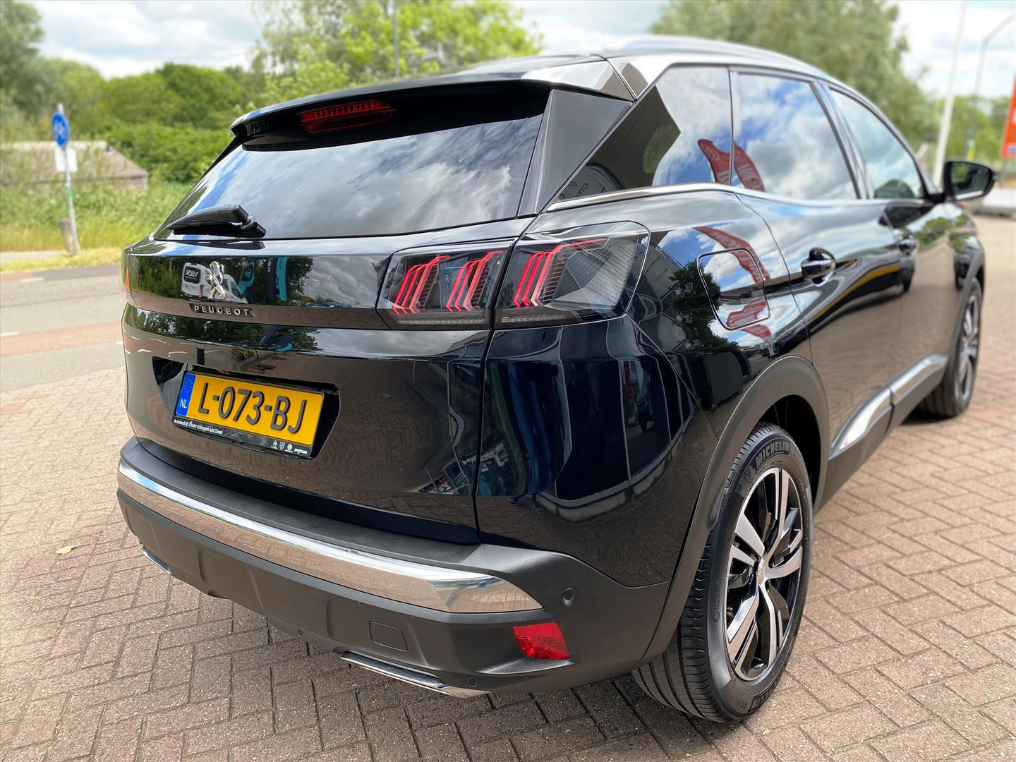 Peugeot Peugeot