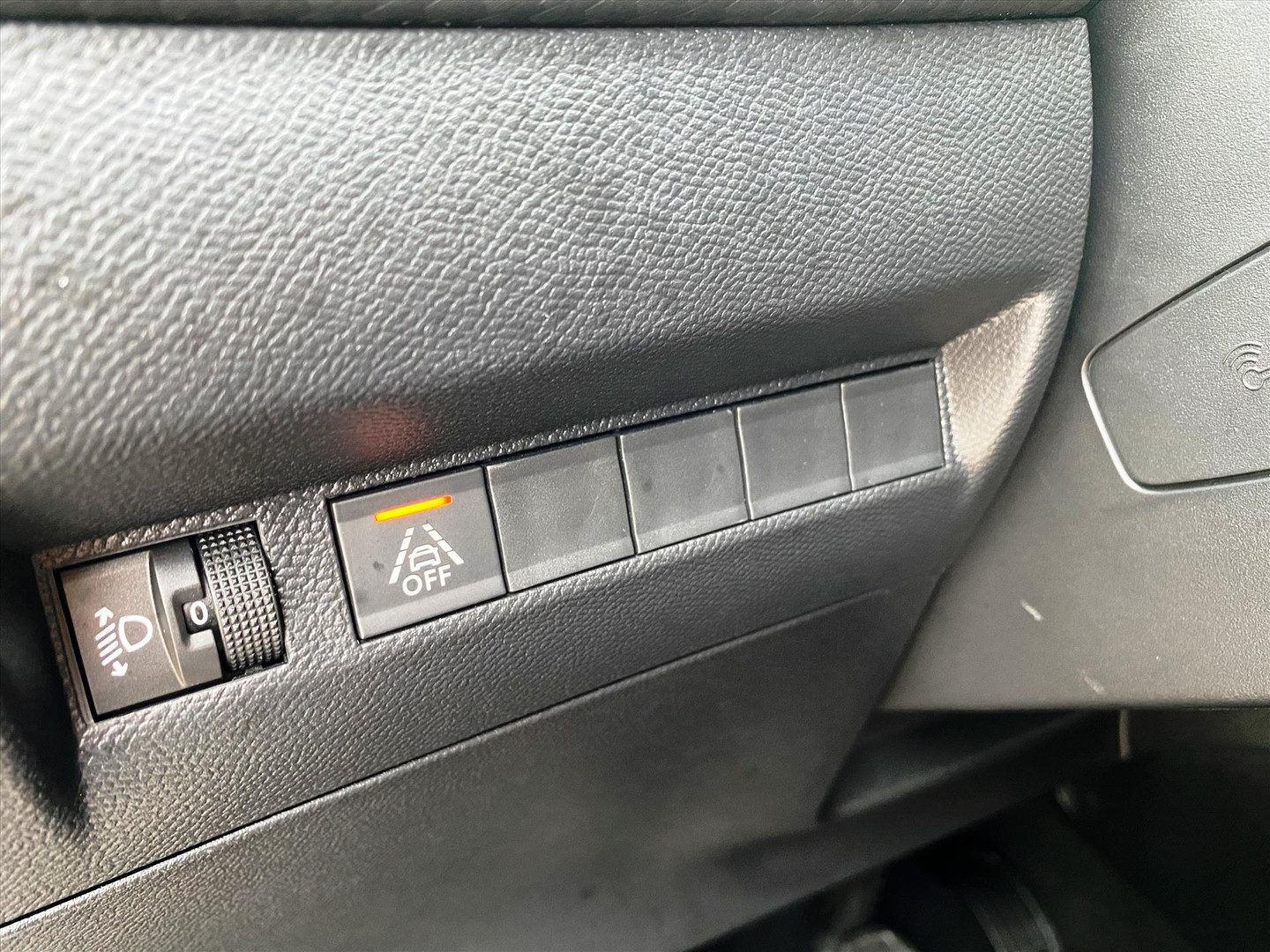 Peugeot Peugeot