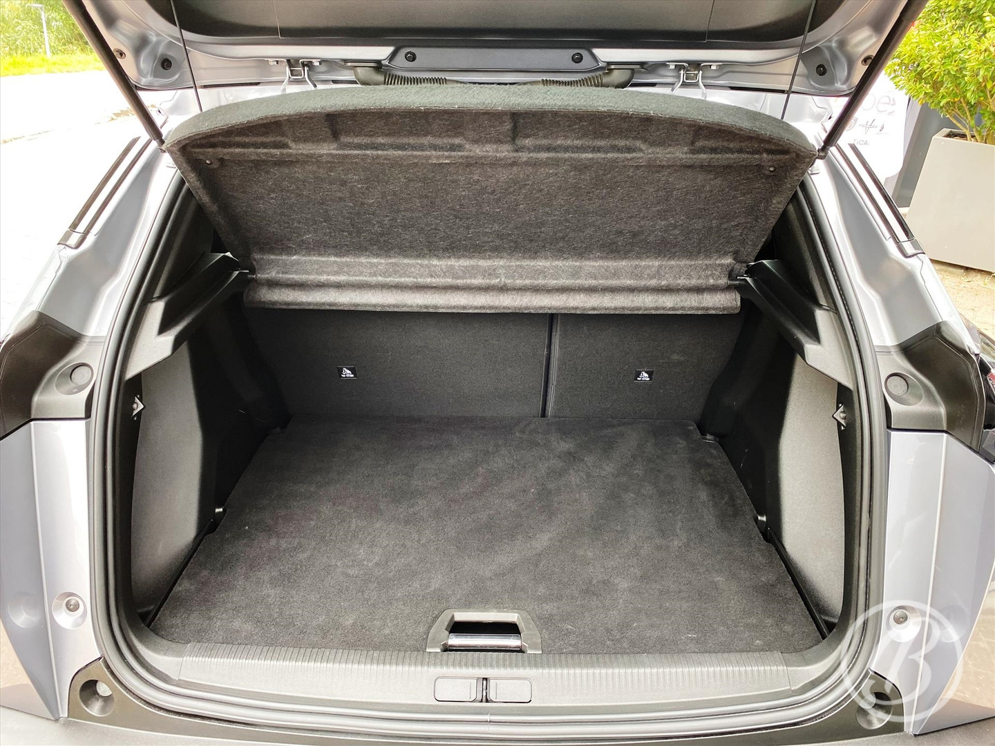Peugeot Peugeot