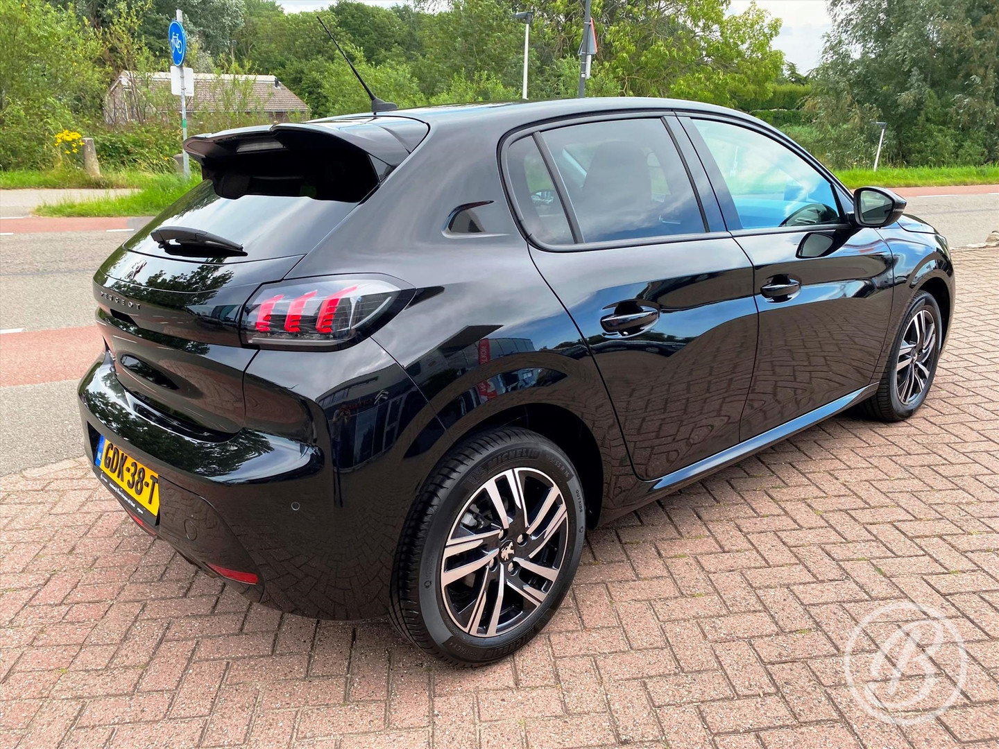 Peugeot Peugeot