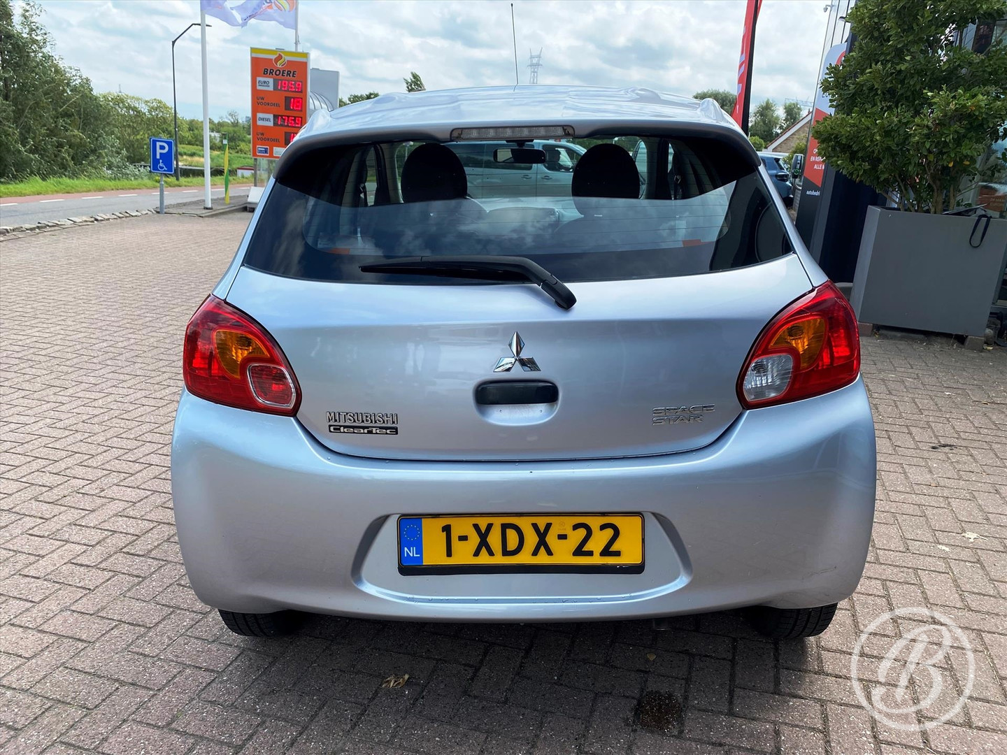 Mitsubishi Mitsubishi