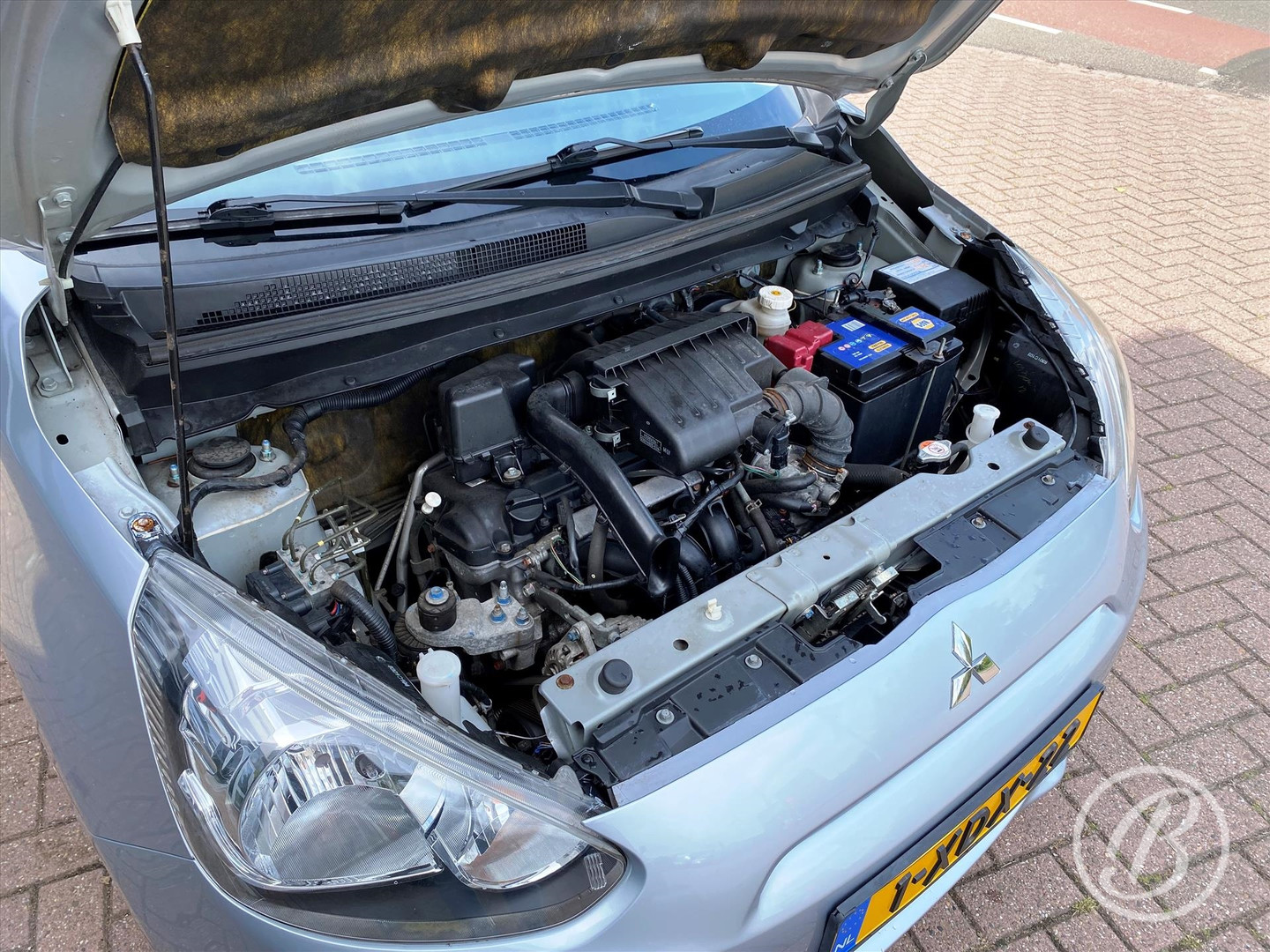 Mitsubishi Mitsubishi