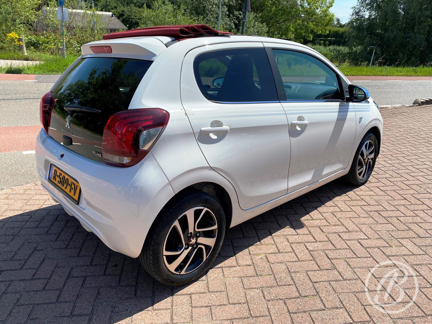Peugeot Peugeot